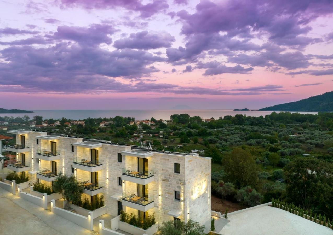 Toska Tower Aparthotel Chrysi Ammoudia Bagian luar foto
