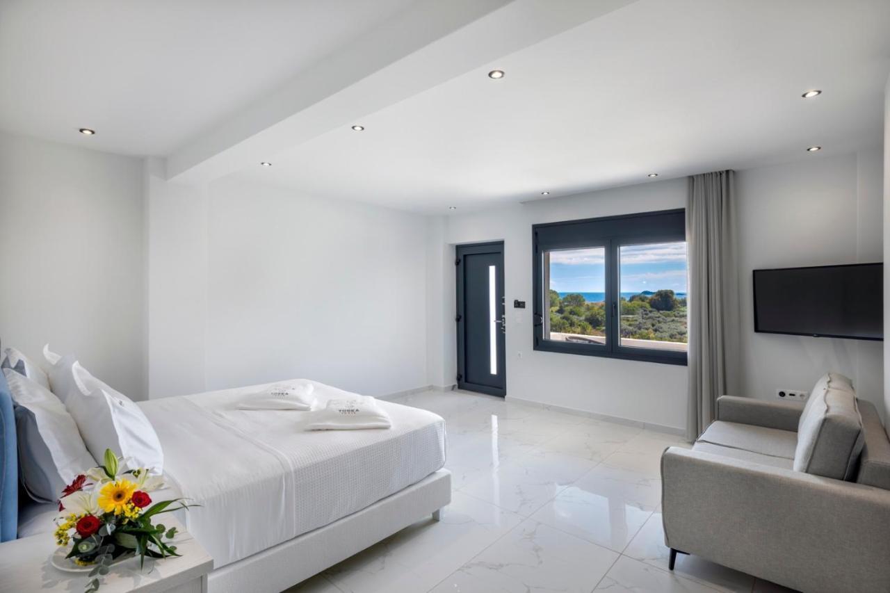 Toska Tower Aparthotel Chrysi Ammoudia Bagian luar foto