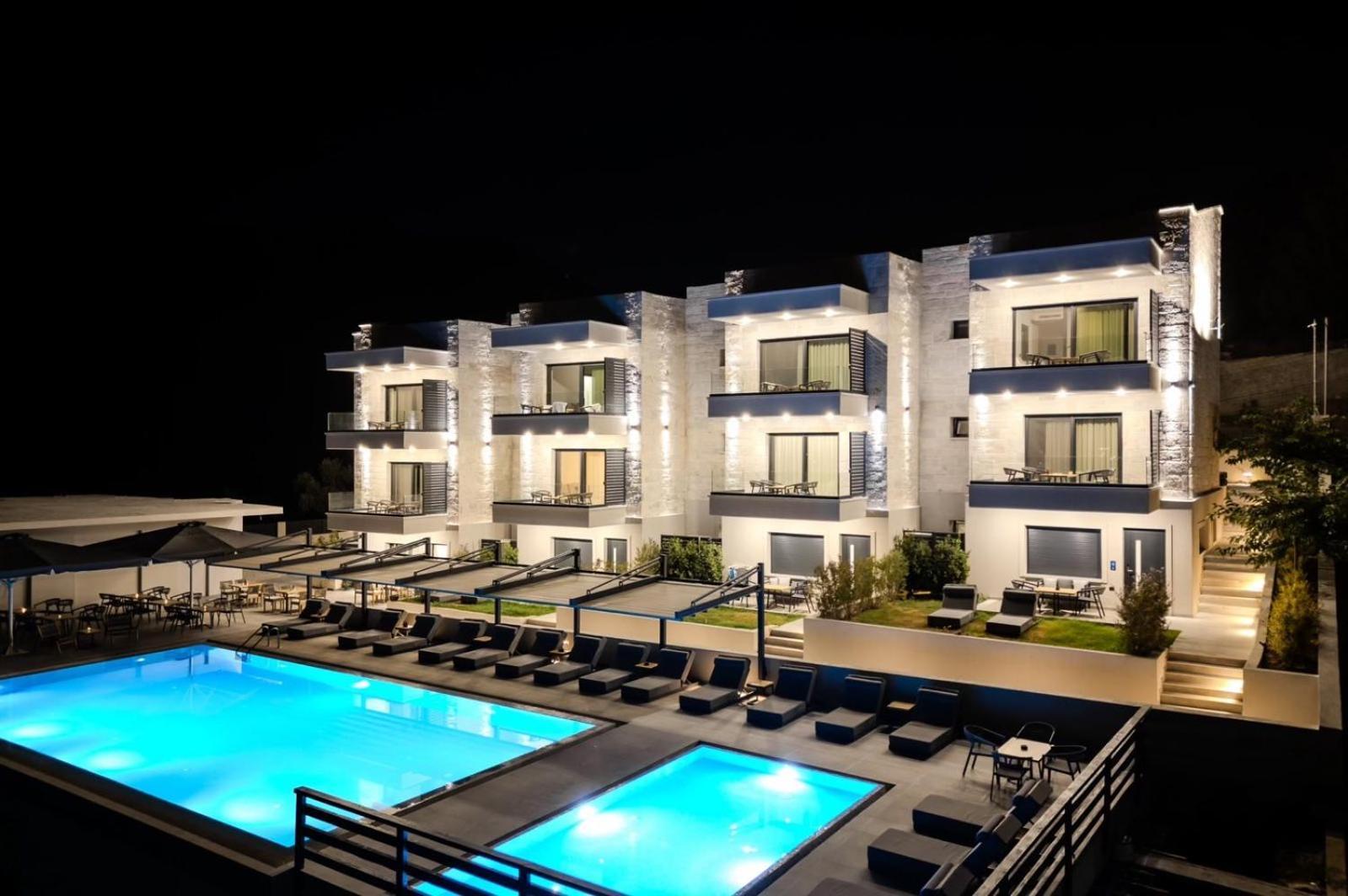 Toska Tower Aparthotel Chrysi Ammoudia Bagian luar foto